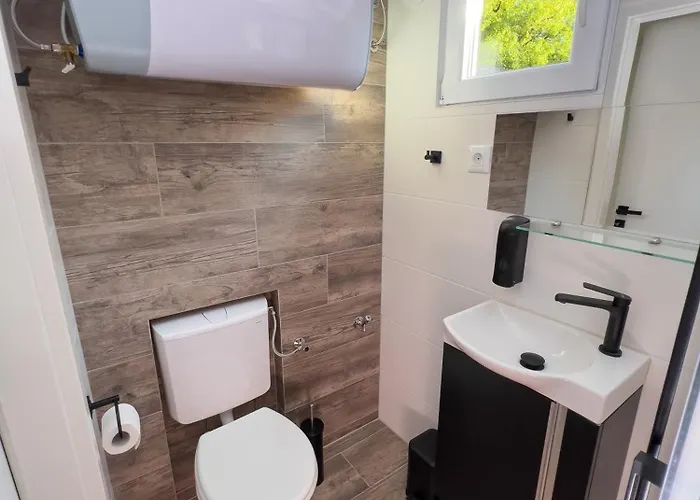 Hiska Pod Hrastom, G110 Podcetrtek, Aqualuna, Olimia Podčetrtek